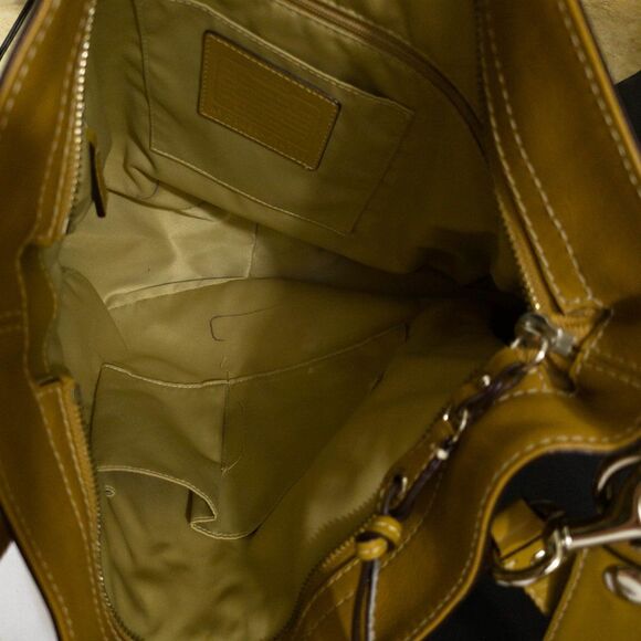 COACH Factory Outlet Signature Canvas Ivory Tote C1082-F14710 - Picture 9 of 10